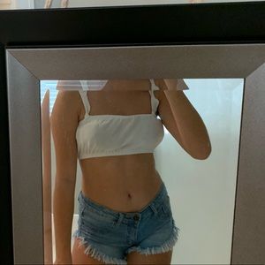 White me to we pacsun crop top extra small